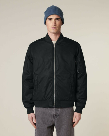 Bomber 2.0_Black_Studio_Front_Main_1