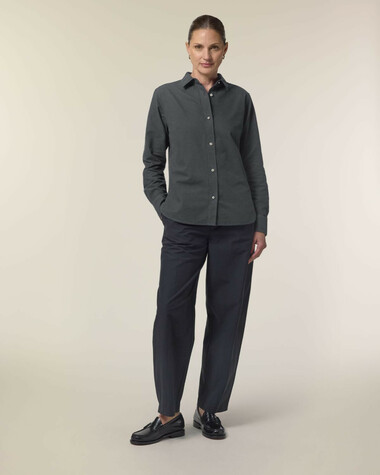 Stella Oxford Shirt_Anthracite_Studio_Front_Main_5